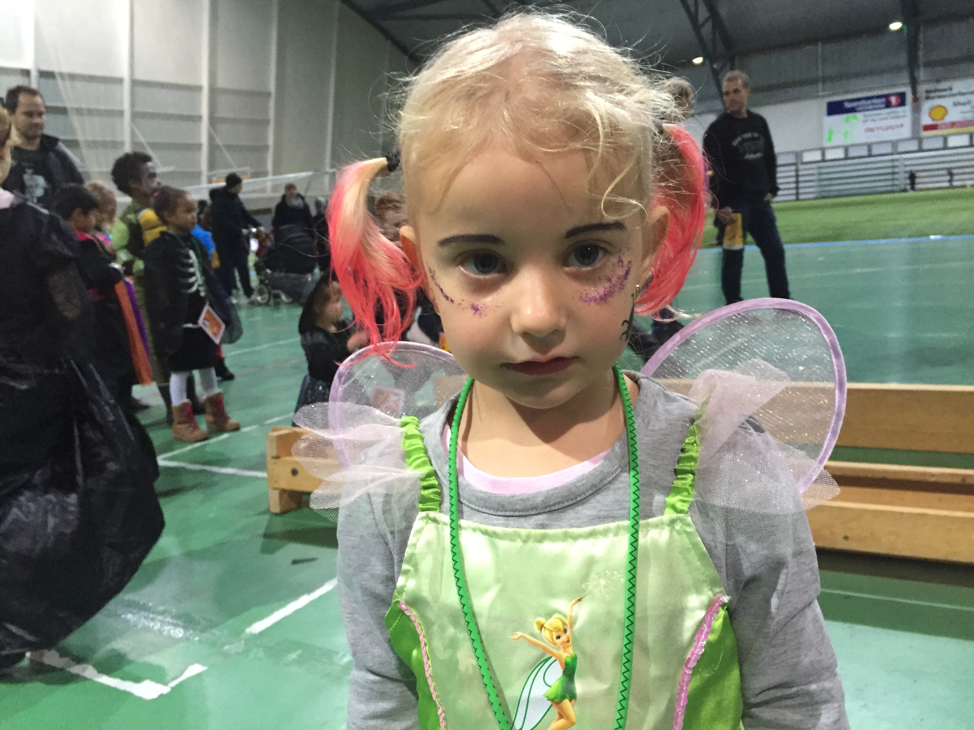 Nathalie Austad Granli, 3 og et halvt år med fine, røde fletter.